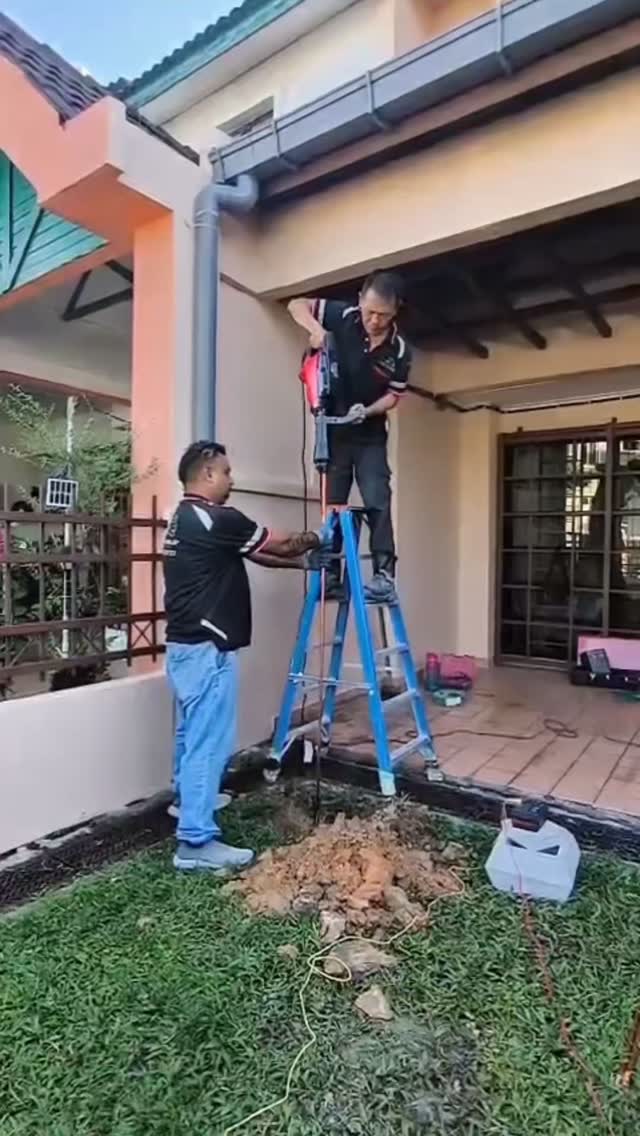 Earthing rod installation